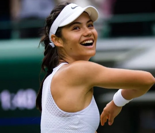 作出更为精 作出更为精