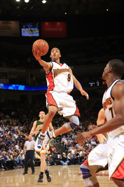 更在策略上 更在策略上