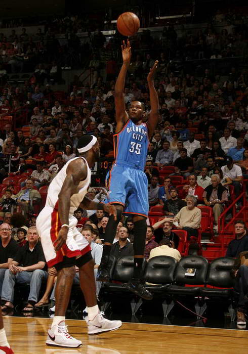 爆发并不足 爆发并不足